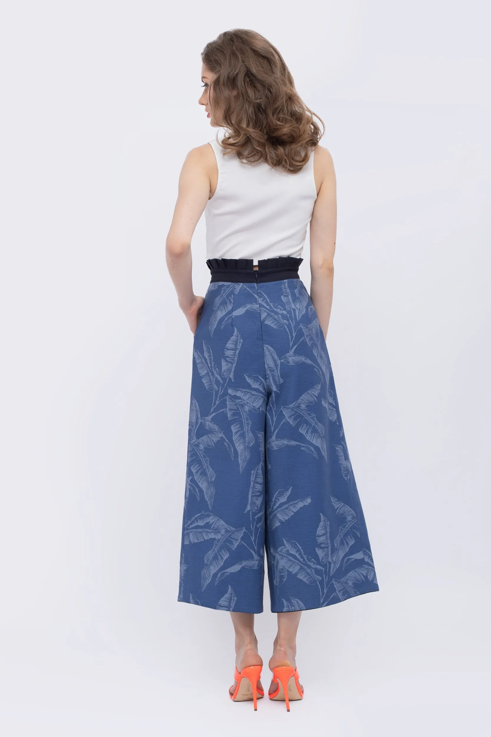 Bayou Palms Print Denim Paperbag Waist Pant