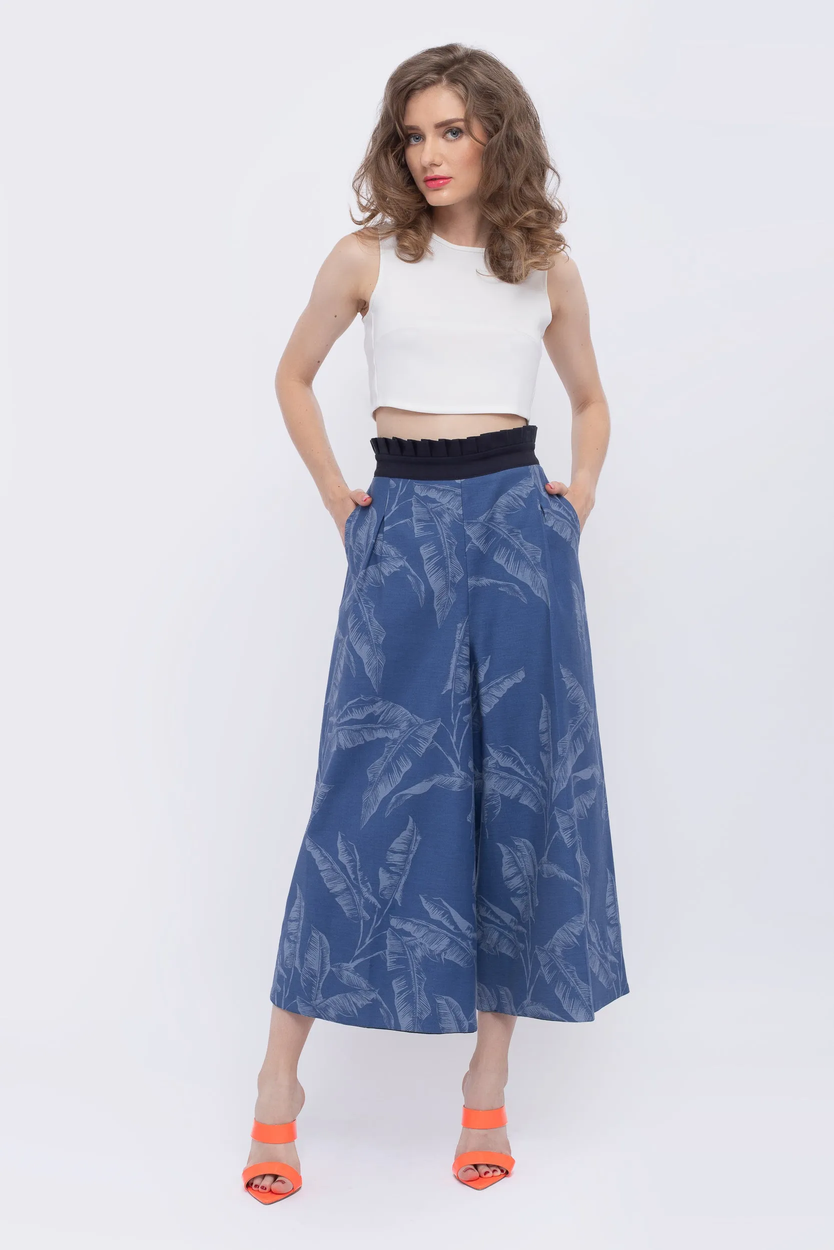 Bayou Palms Print Denim Paperbag Waist Pant