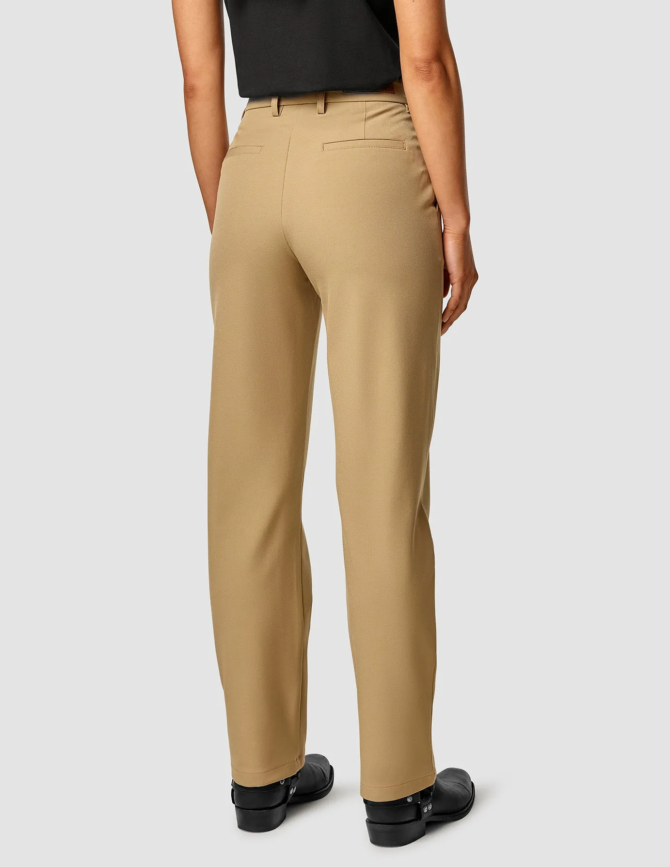 Essential Pants Straight Caramel