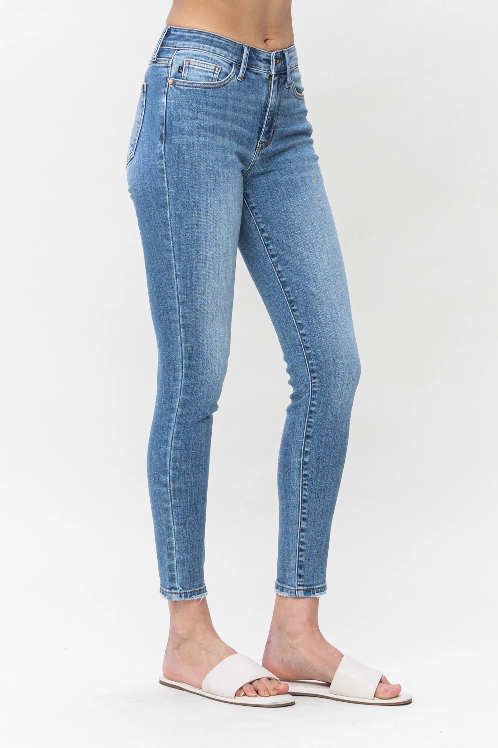 Judy Blue Mid Rise Vintage Skinny Denim 82548