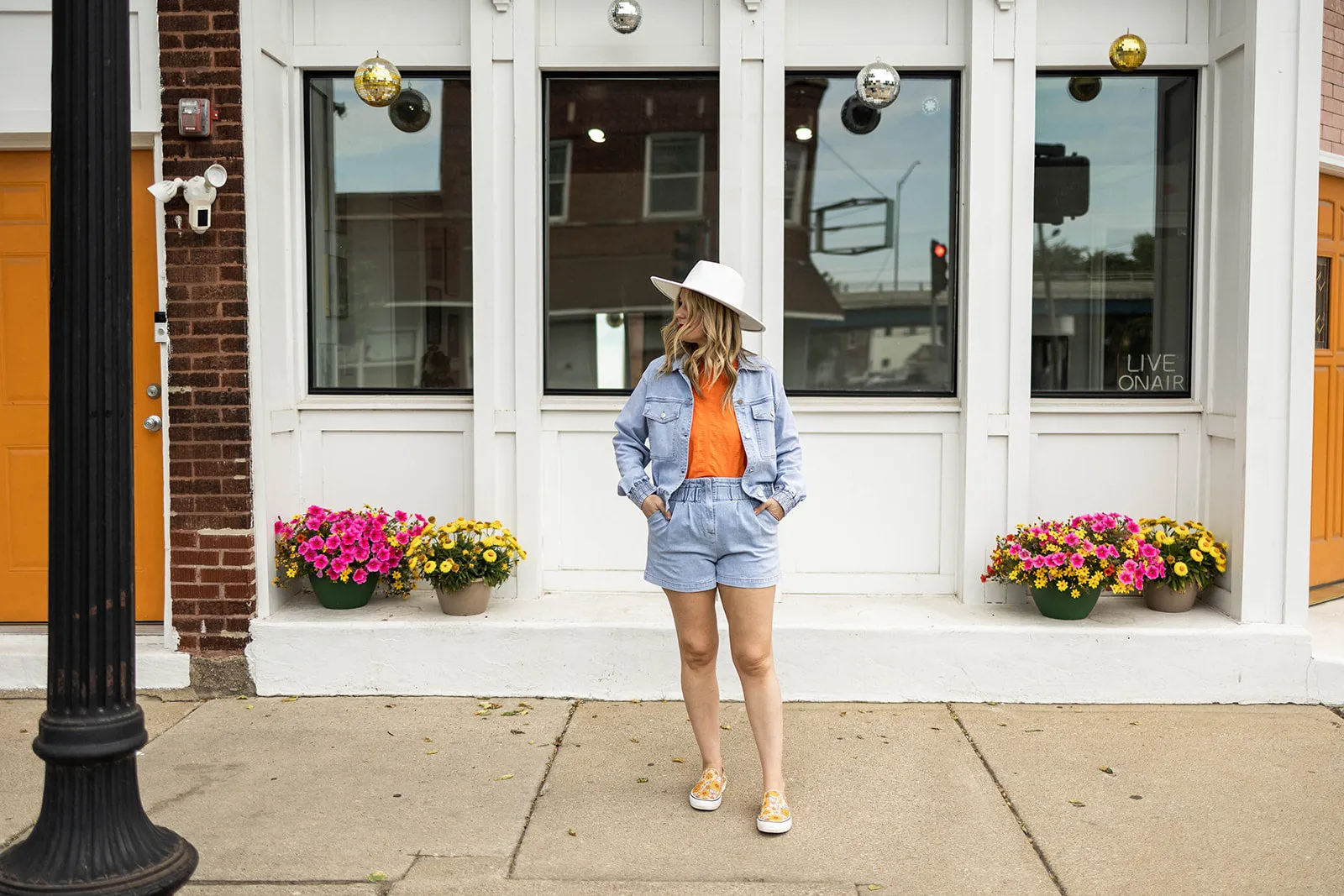 lisa shorts in light denim