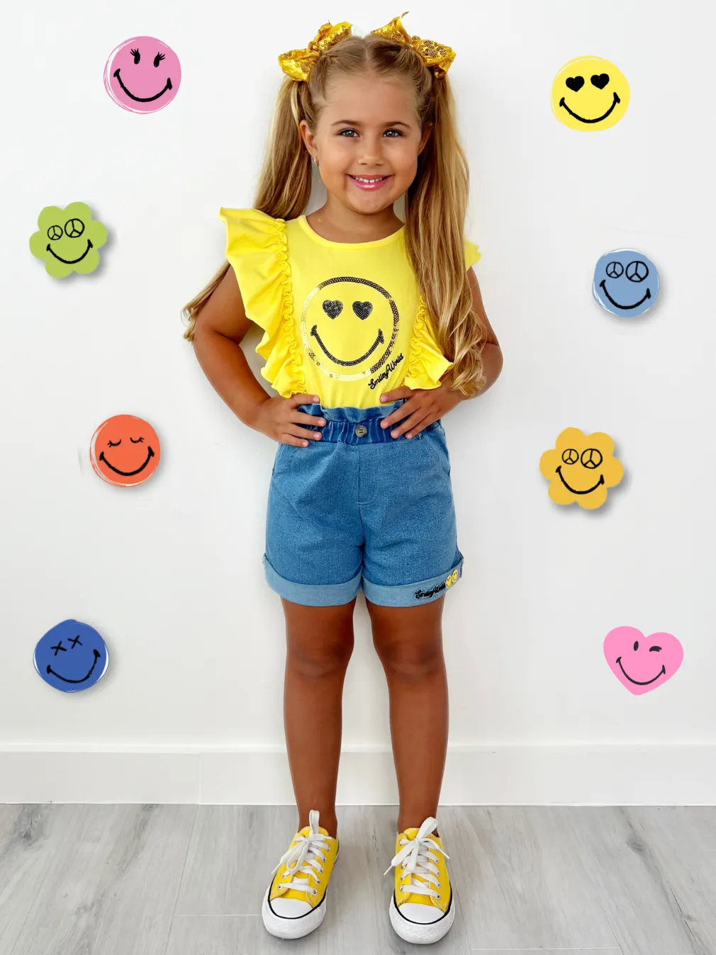 SmileyWorld  Bold Expression Denim Shorts Set